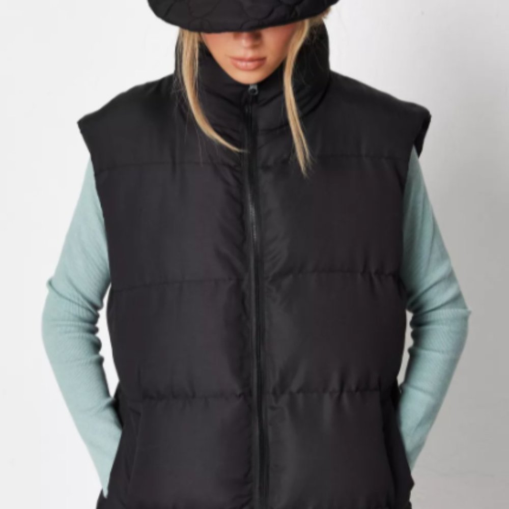 Missguided BNWT Black Puffer Vest Size: 6 Oversized